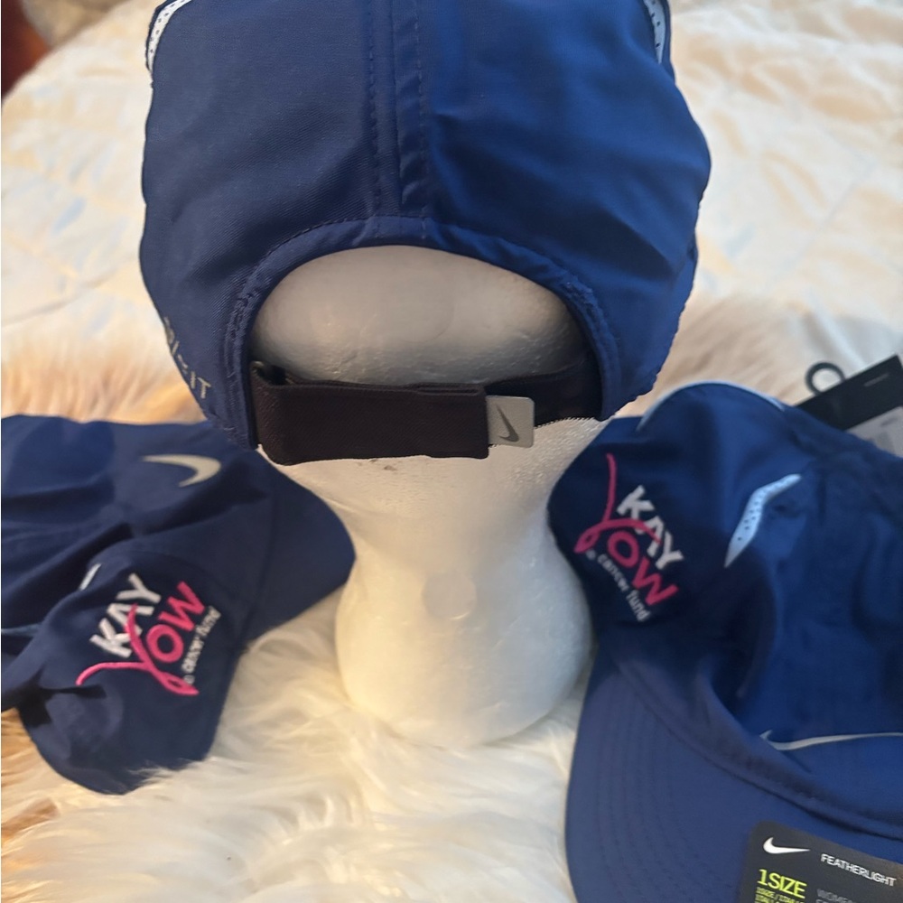 Nike Navy Cap with Metallic Logo - Picture 2 of 5
